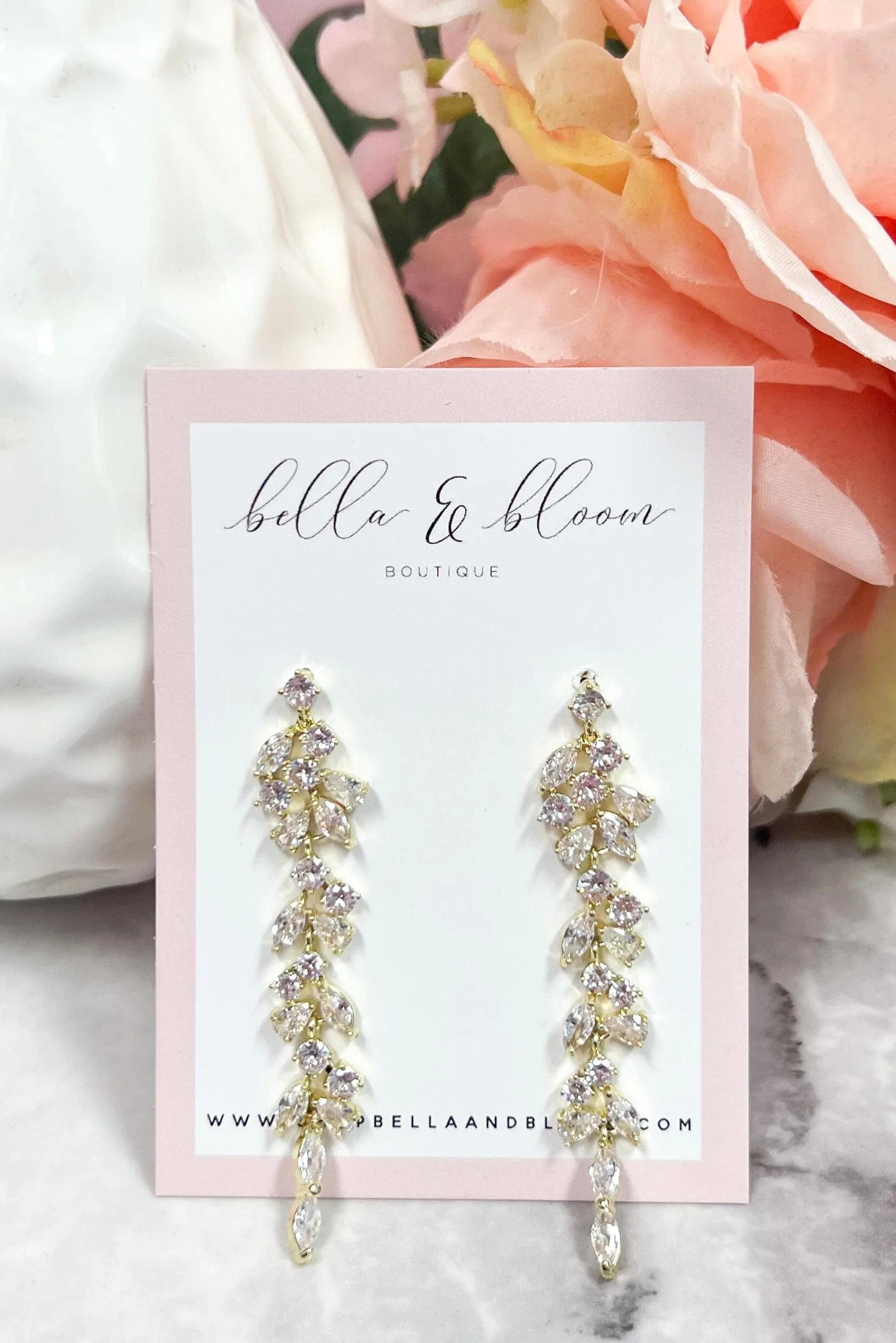 Sweetest Love Earrings: Gold